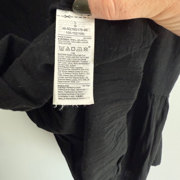 GAP Black Peplum Tank Top - Picture 5 of 5